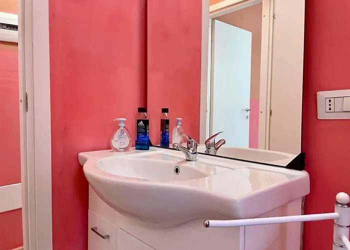 アパート The Orange Housing In コモ