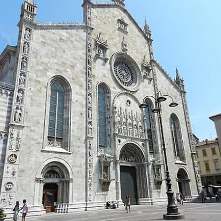 Apartment The Orange Housing In Como